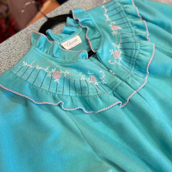 Sweetest Vintage Housedress - Picture 4 of 11